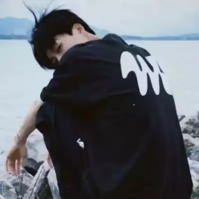 丁芷巧